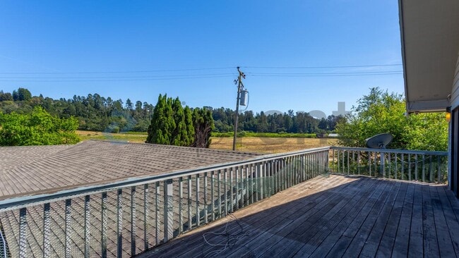 Building Photo - 196 Browns Valley Rd