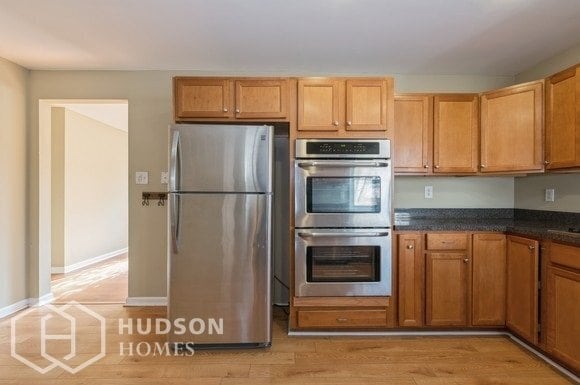 Building Photo - 1159 Lewis Terrace