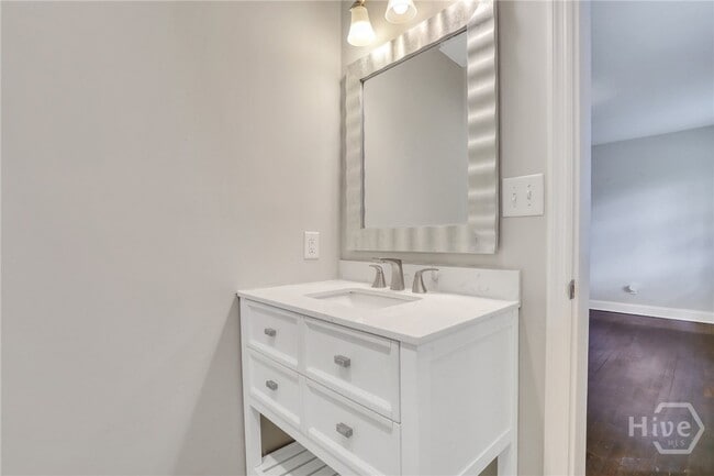 Building Photo - 5215 Habersham St