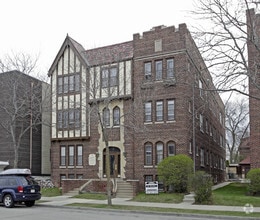 Building Photo - 4428 N Oakland Ave