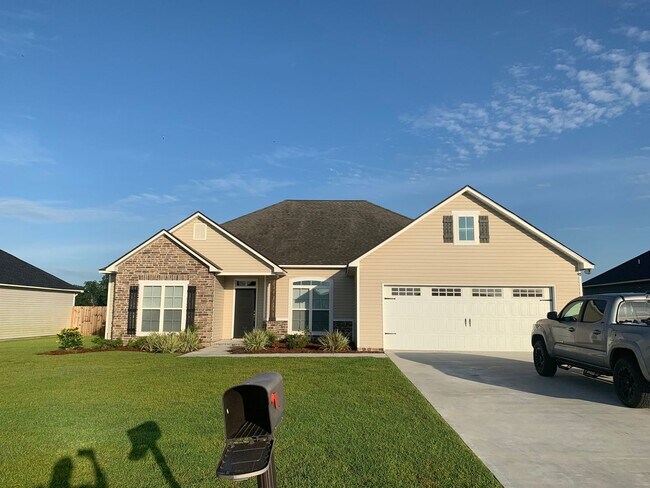 Primary Photo - Beautiful 4BD/3B Home in Knights Landing