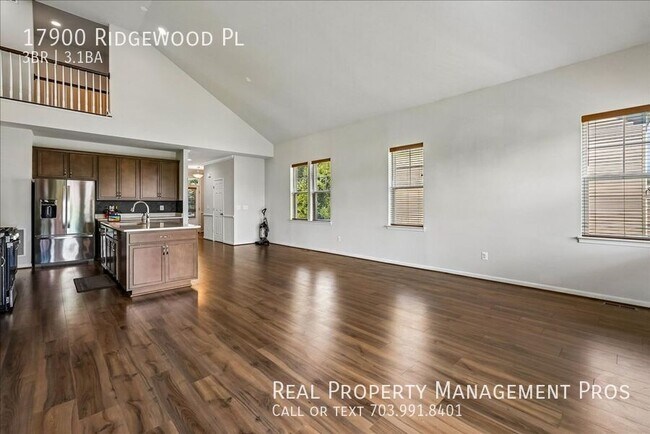 Building Photo - 17900 Ridgewood Pl