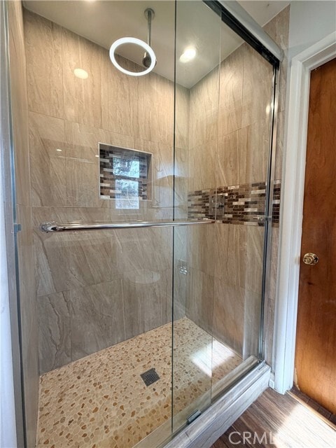 Building Photo - 323 E Holly St