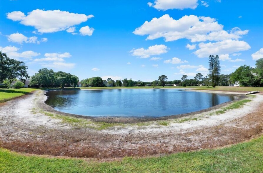 Building Photo - 237 S Wilderness Pt