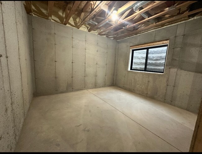 Building Photo - 9437 Cobalt St