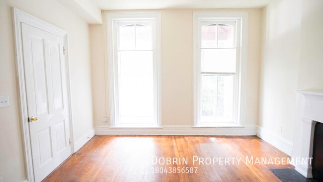 Building Photo - 810 W Clay St