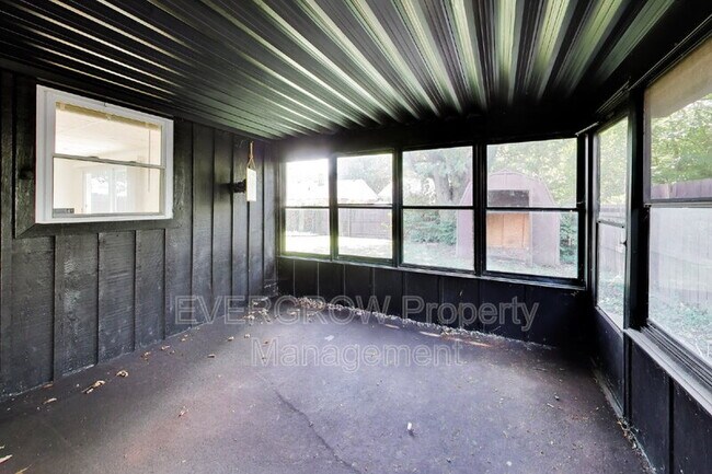 Building Photo - 7239 E 34th Pl