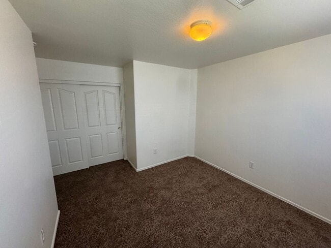 Building Photo - 3925 W Maldonado Rd