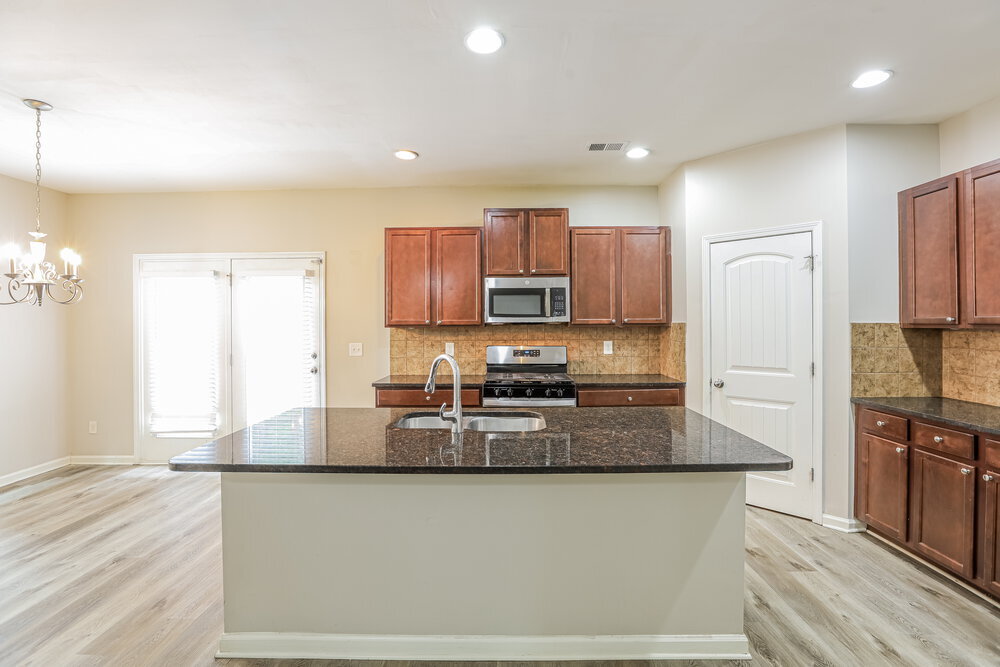 Building Photo - 5163 Rapahoe Trail