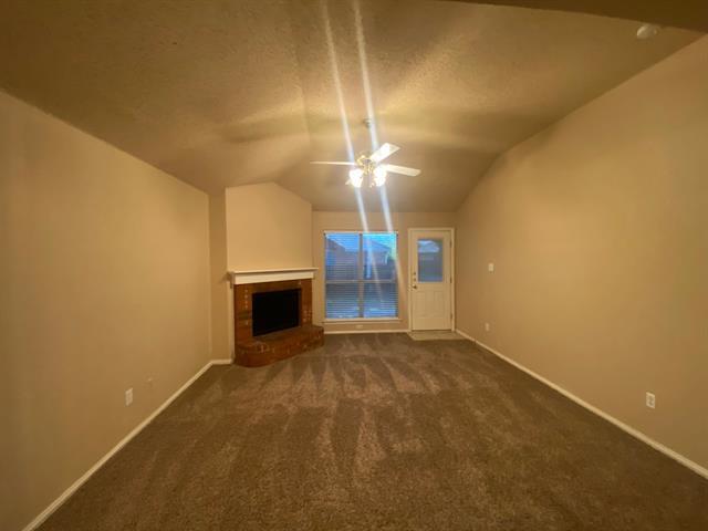 Building Photo - 1042 Palomino Dr