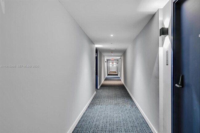 Building Photo - 840 NE 130th St