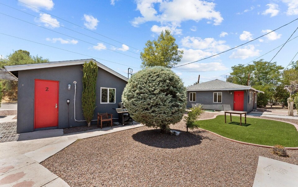 Building Photo - 496 W Mohave St