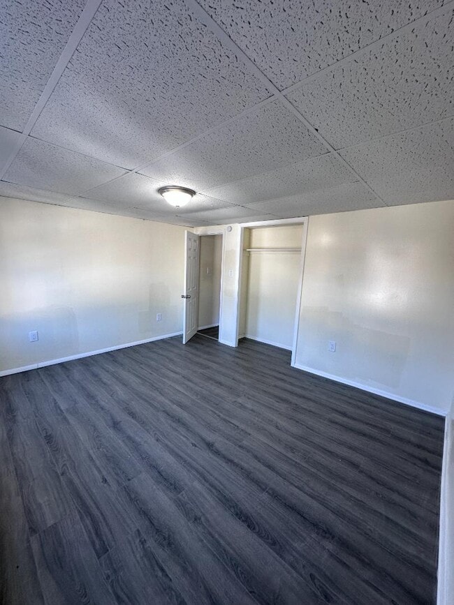 Building Photo - 153 Vine St