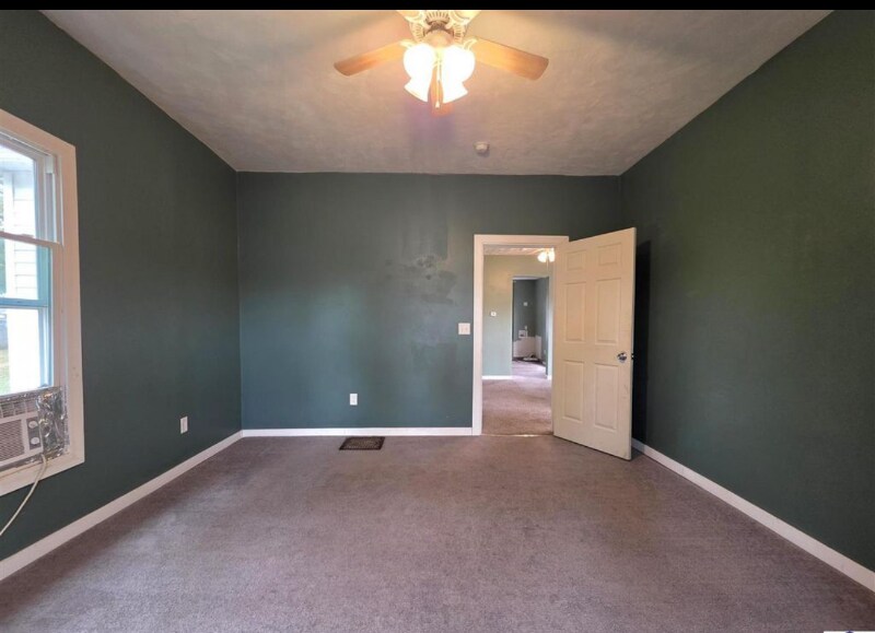 Building Photo - 2026 Ash St