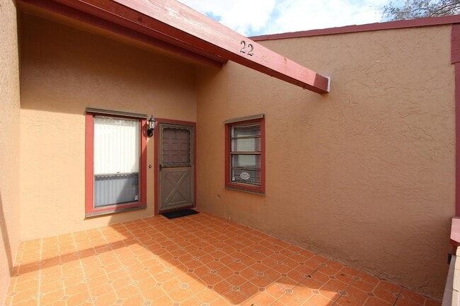 Building Photo - 22 Walcott Dr