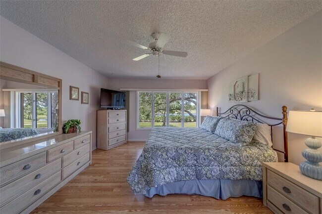 Building Photo - 8105 Bardmoor Pl