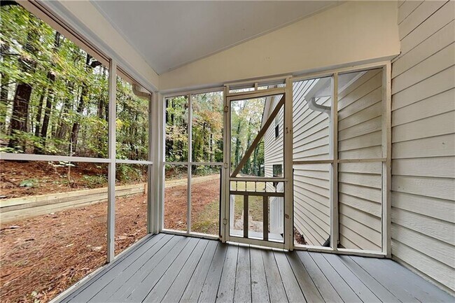 Building Photo - 3155 Mary Todd Ln