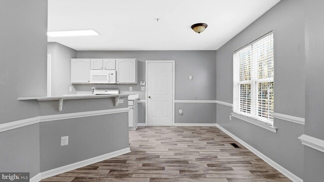 Building Photo - 14101 Kathleen Ln