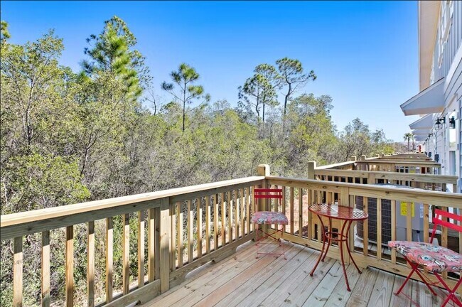 Building Photo - 7597 Shadow Lake Dr