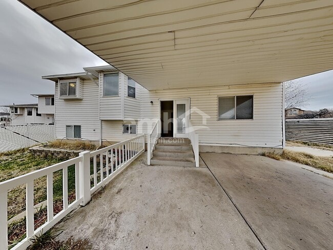 Building Photo - 4419 S 2750 W