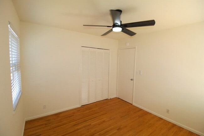 Building Photo - 2352 Pierpont Blvd