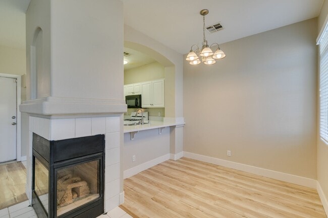 Building Photo - 3BDRM Townhome in Durango Trails community