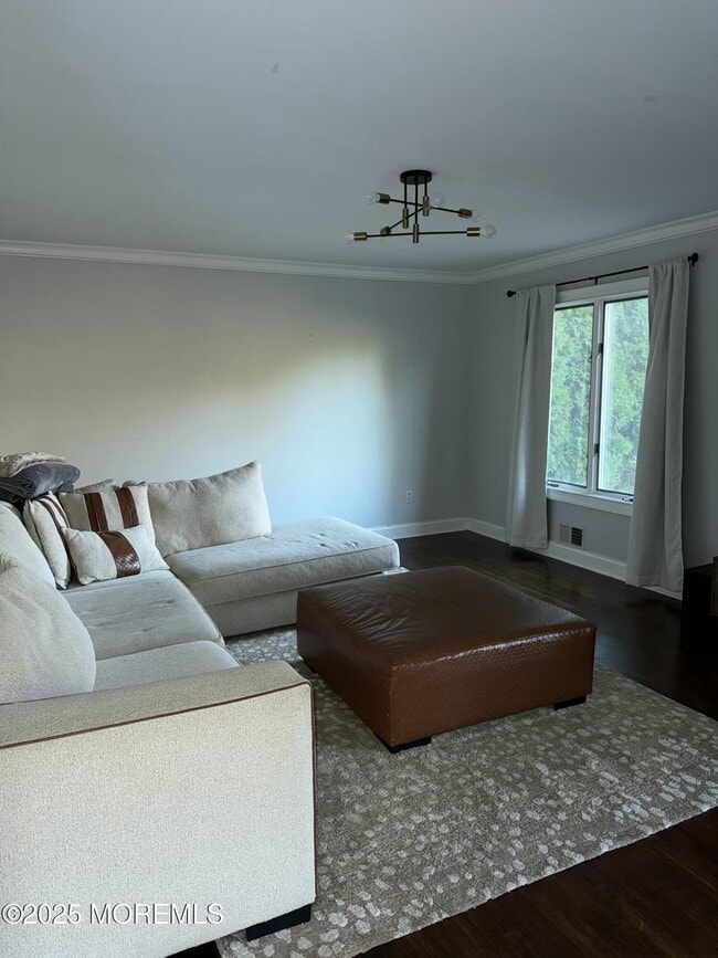 Building Photo - 28 Musket Ln