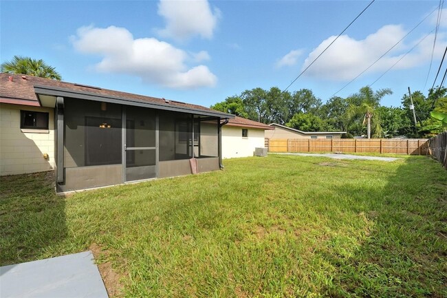 Building Photo - 4405 Almark Dr