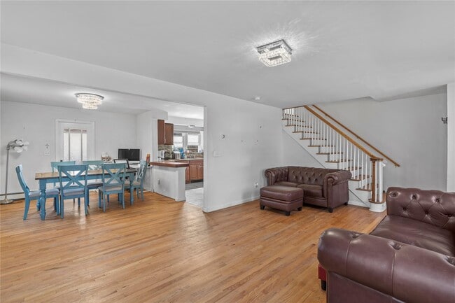 Building Photo - 41 Verplanck Ave