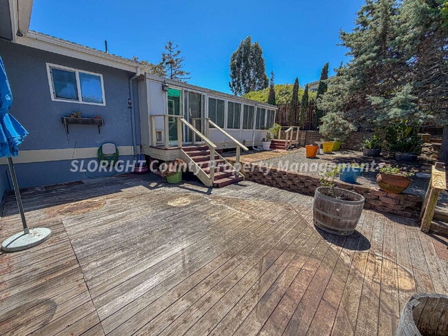 Building Photo - AVAILABLE APRIL - 3 Bedroom/ 2 Bath Los Osos Home