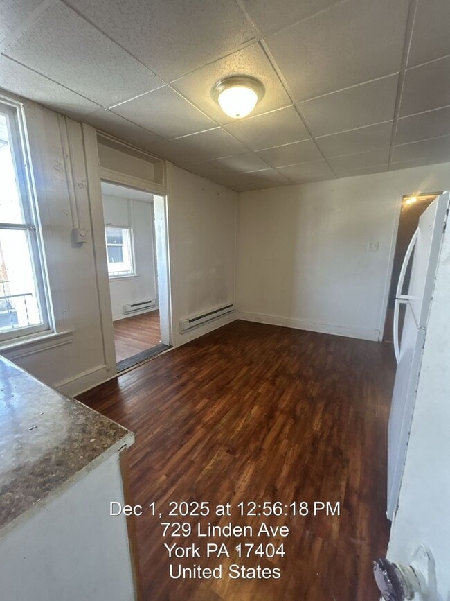 Building Photo - 727 Linden Ave