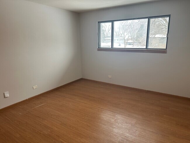 Building Photo - 440 E Jefferson St