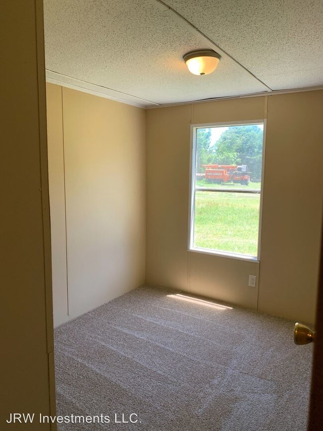 Building Photo - 3 br, 2 bath House - 3456 Auburn Road