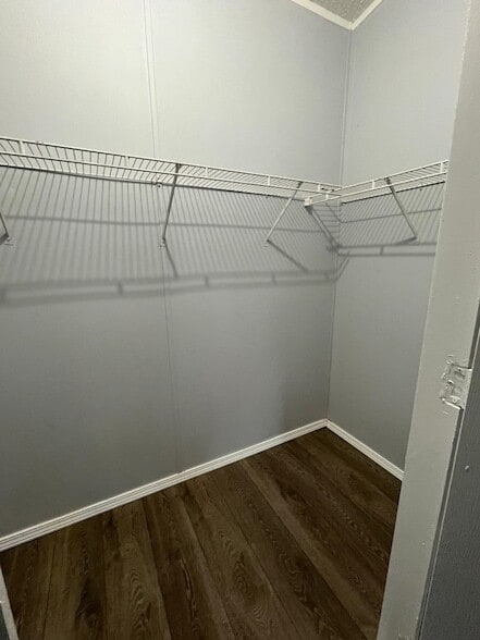 Building Photo - 12070 Clark Ln