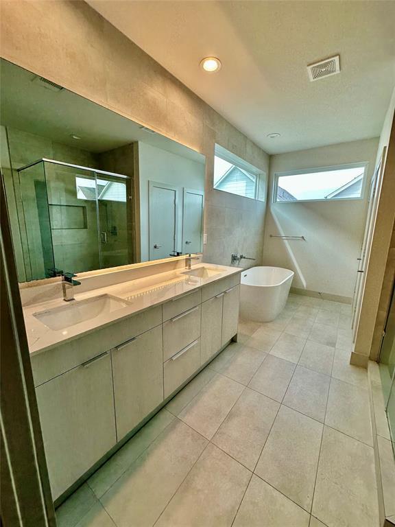 Building Photo - 4402 Bora Bora Ln