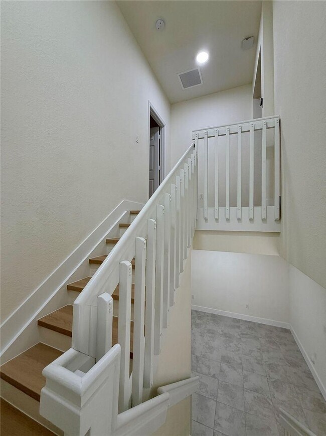 Building Photo - 6561 N Anise Ct