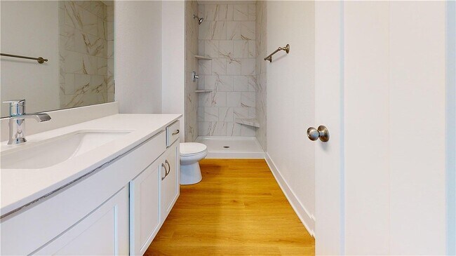 Building Photo - 720 SE Booth Ave