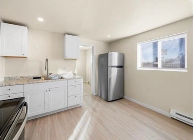 Building Photo - 517 Yuma St