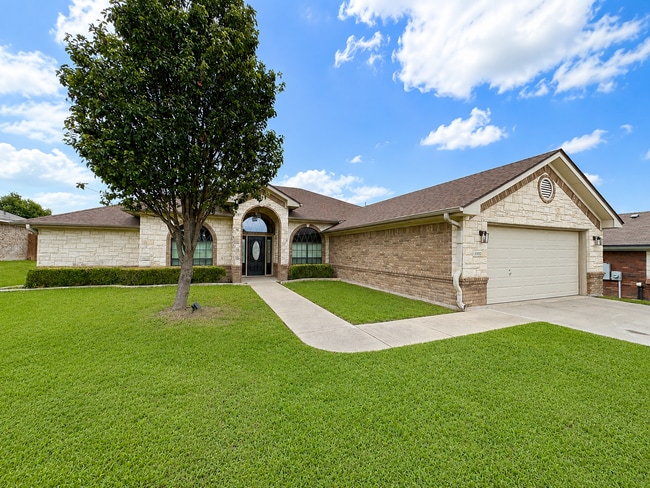 Building Photo - 5702 Graphite Dr
