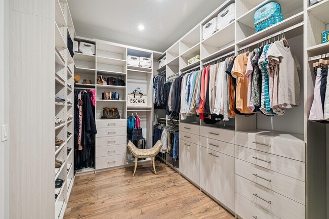 Building Photo - 56 River Rise Wy