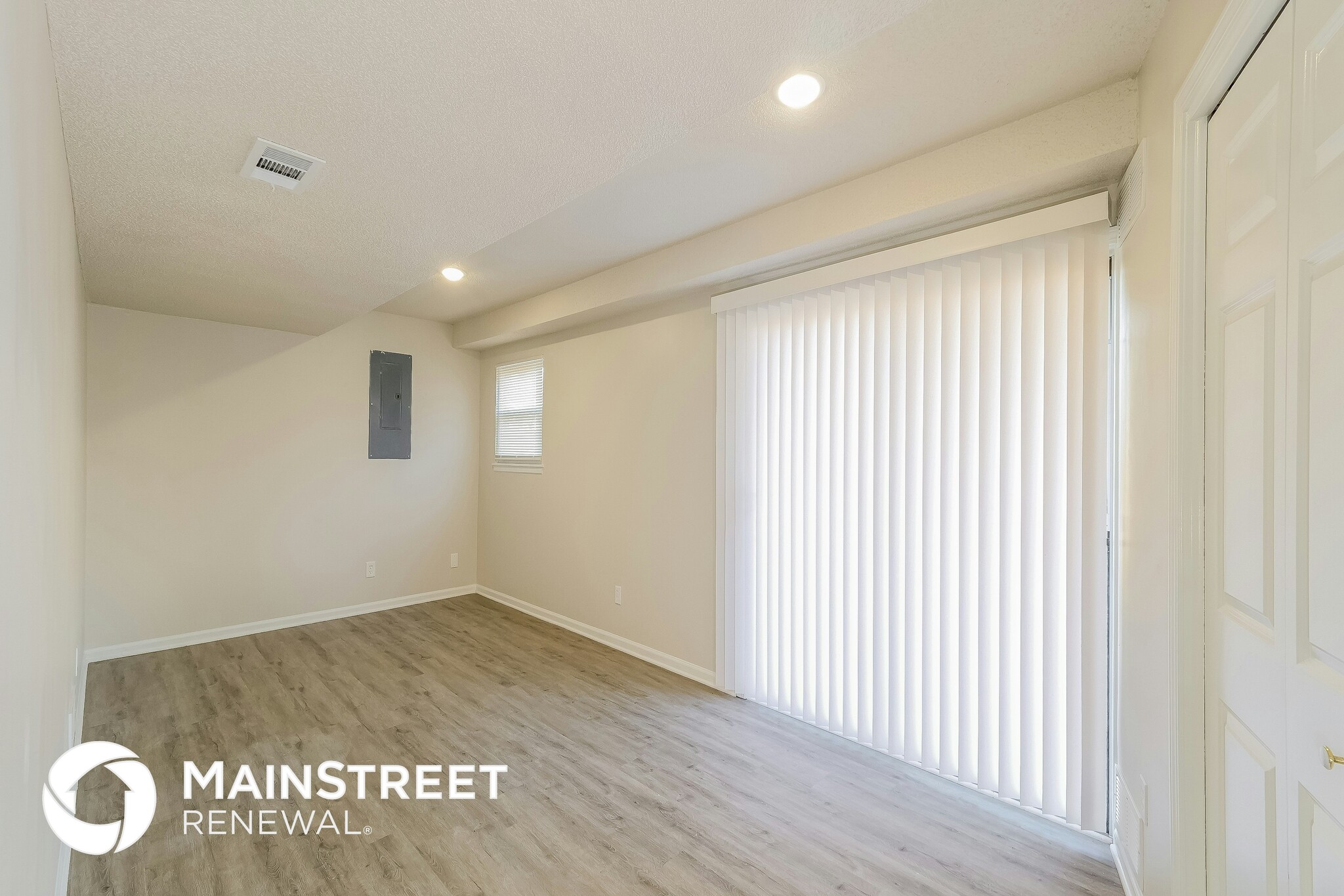 Building Photo - 17470 S Walter St