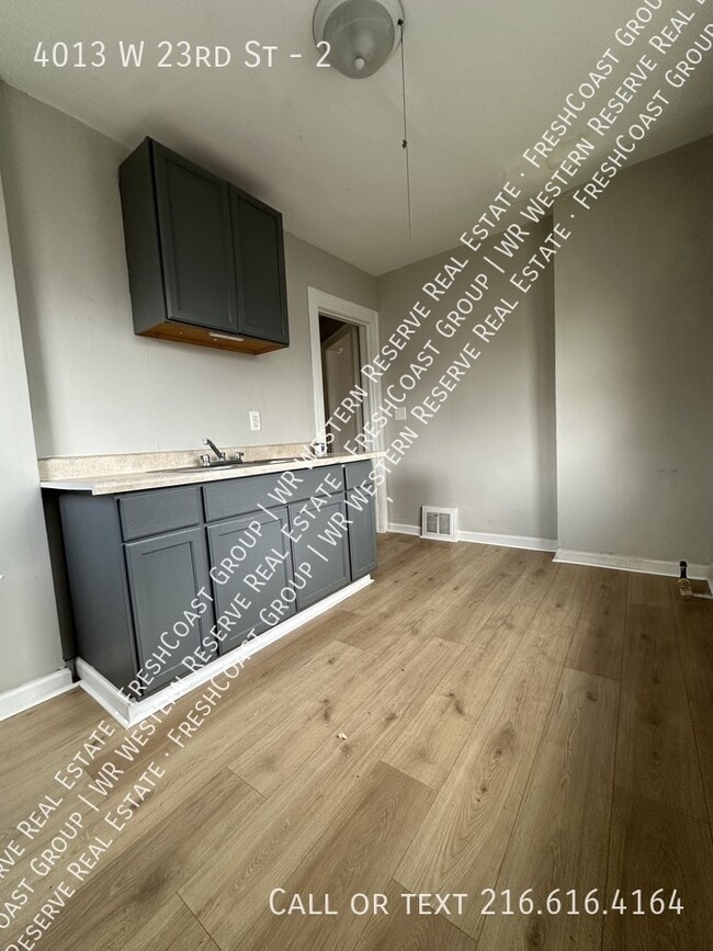 Building Photo - 4013 W 23rd St