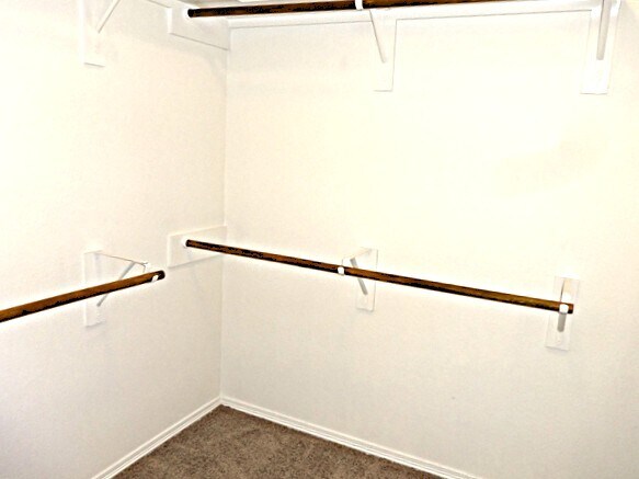 Building Photo - 4807 Chase Court Dr