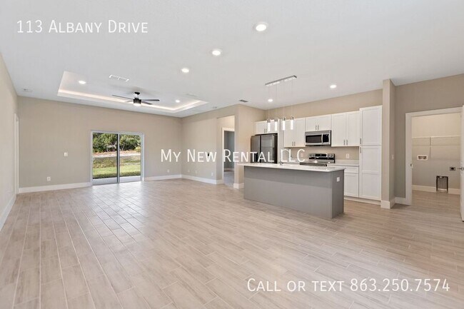 Building Photo - 113 Albany Dr