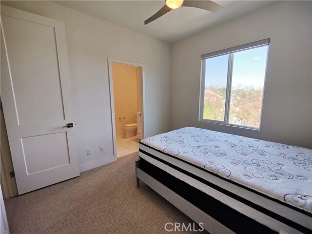 Building Photo - 14289 Hillcrest Dr
