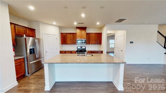 Building Photo - 4500 Collingham Dr