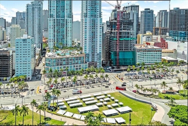 Building Photo - 244 Biscayne Blvd
