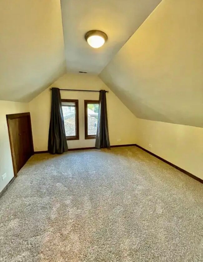 Building Photo - 754 Spring Rd