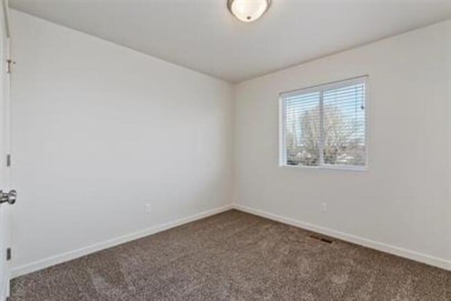 Building Photo - 40 S Drifter Loop