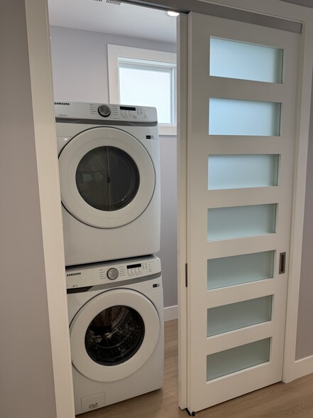 Building Photo - 13529 S Raymond Ave